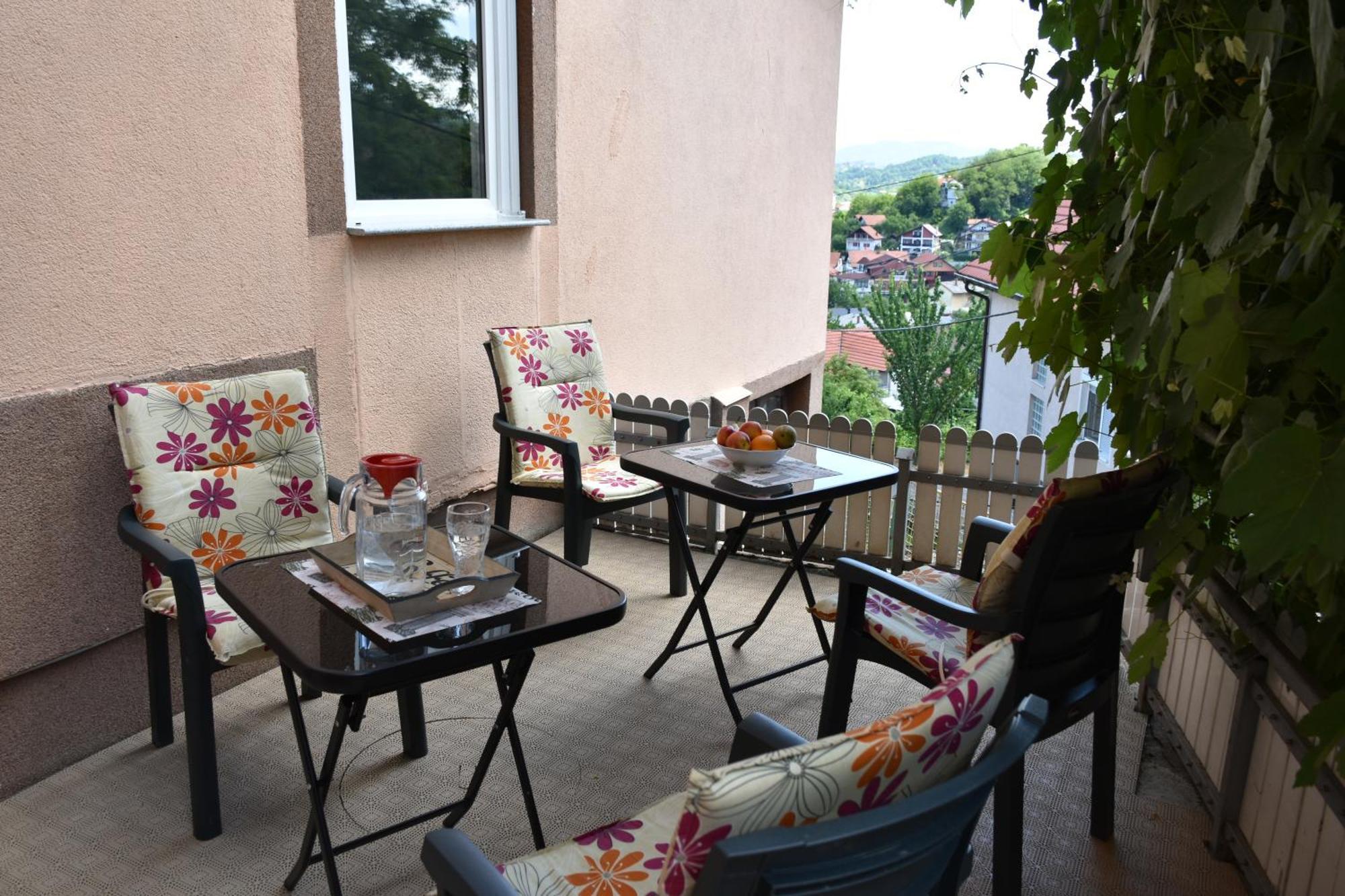 Apartments Mensa Тузла Екстер'єр фото